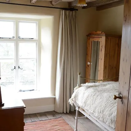 Thomas Grove House בית נופש פנרית'