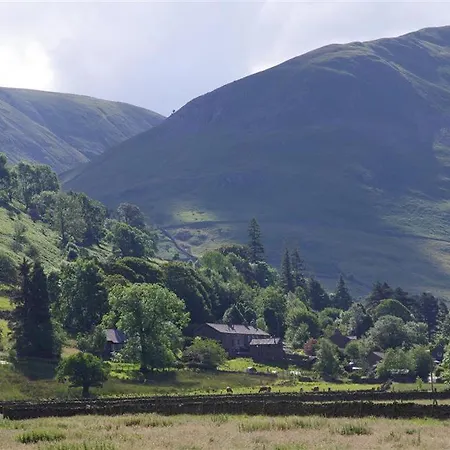 Thomas Grove House * Penrith